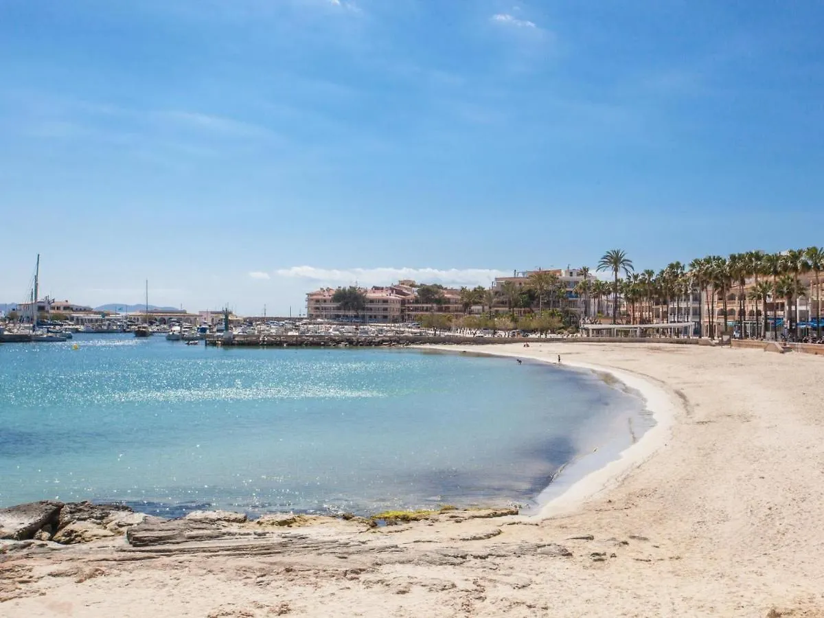 Villa Es Turo, Luxury Beachfront Apartment In Colonia San Jordi Campos