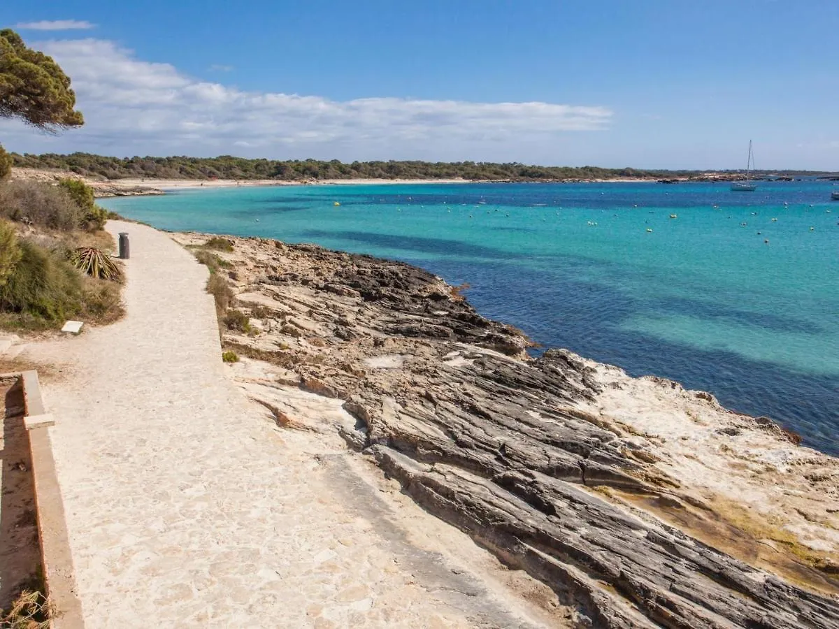 Es Turo, Luxury Beachfront Apartment In Colonia San Jordi Campos  Espagne